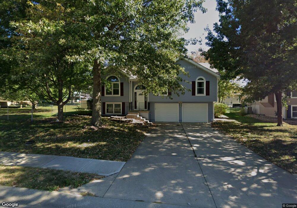 703 Canter St, Raymore, MO 64083 - photo 1