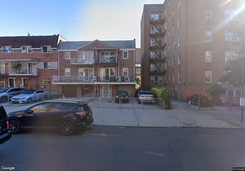 14338 Sanford Ave, Flushing, NY 11355 - photo 1