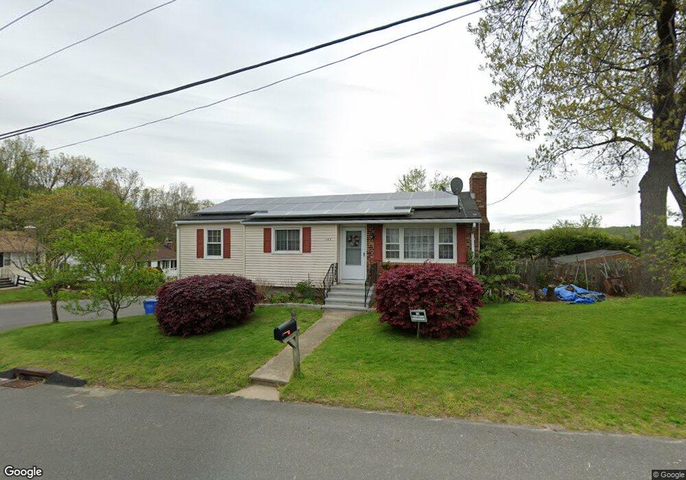 268 Horseshoe Dr, Waterbury, CT 06706 - photo 1