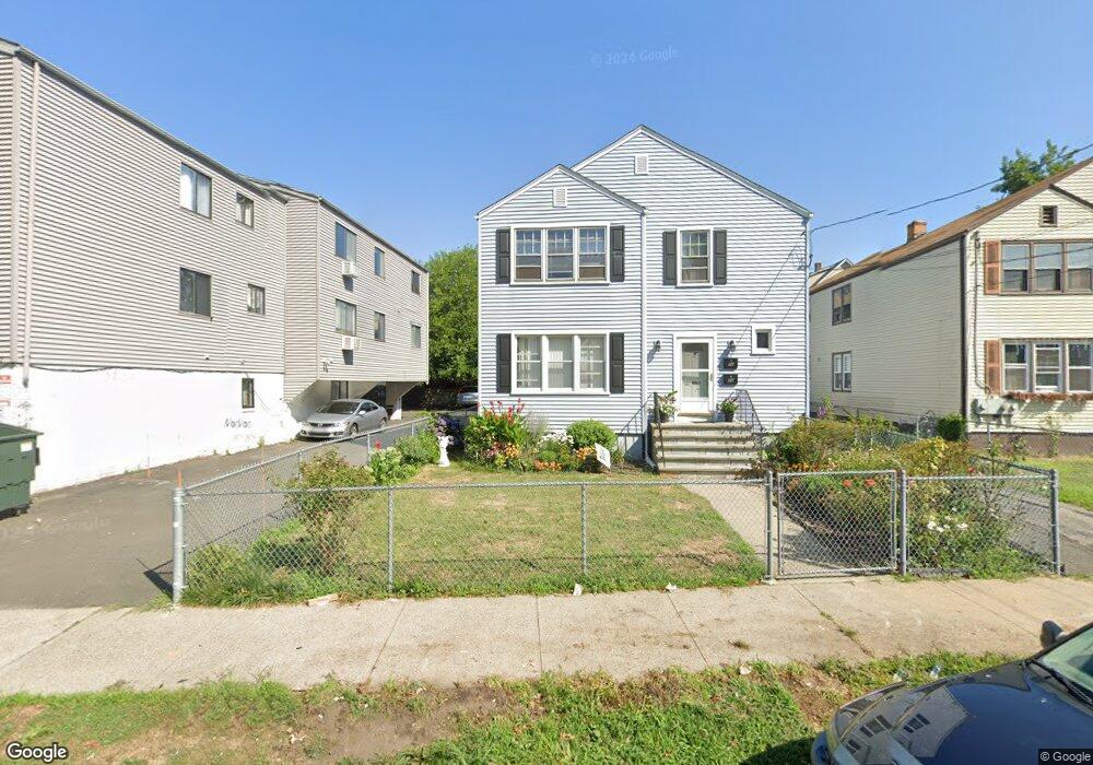 70 Lincoln Ave unit 72, Bridgeport, CT 06606 - photo 1