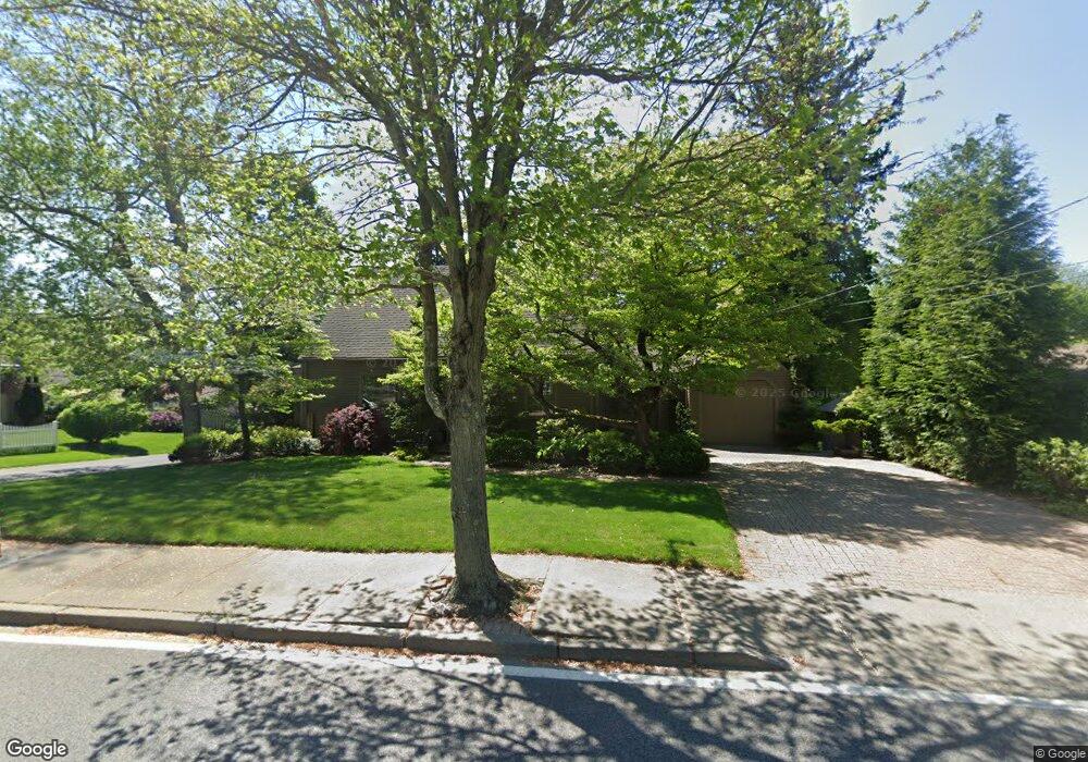 2353 Cranston St, Cranston, RI 02920 - photo 1