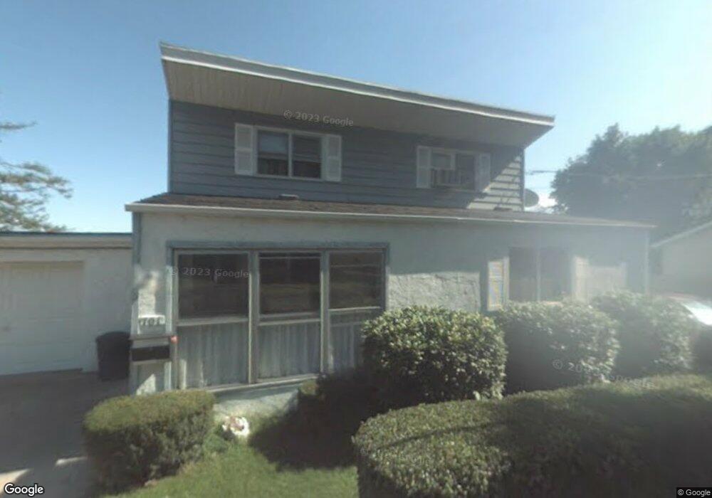 701 Shoemaker Ave, West Wyoming, PA 18644 - photo 1