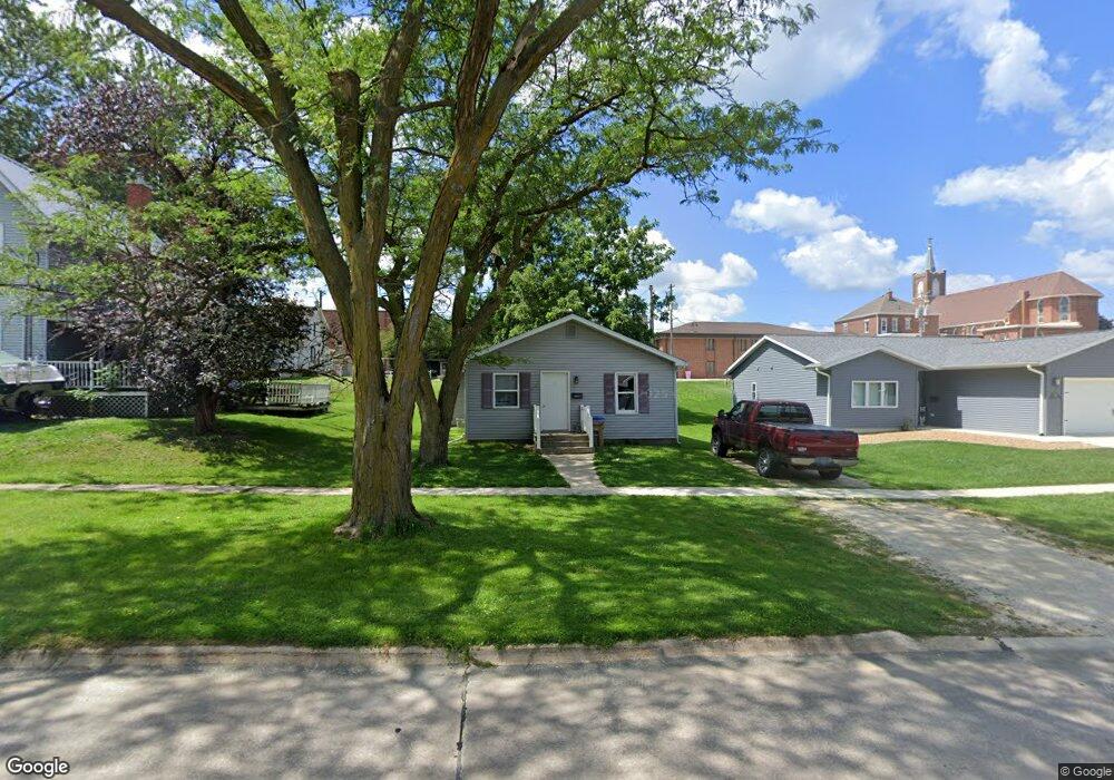 103 N Pine St, West Union, IA 52175 - photo 1