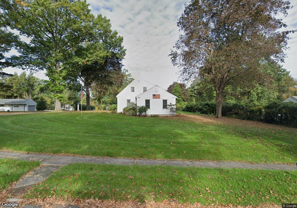 137 Eastridge Dr, Waterbury, CT 06708 - photo 1