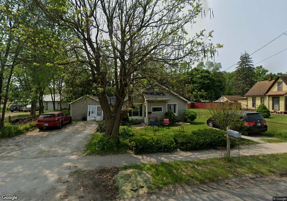 613 W Lusher Ave, Elkhart, IN 46517 - photo 1