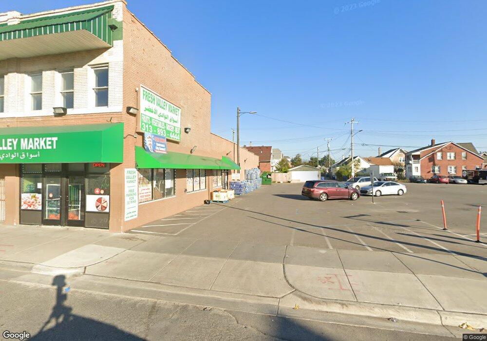 3013 Caniff St, HamtraMcK, MI 48212 - photo 1