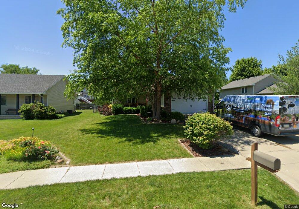 4136 SE 24th St, Des Moines, IA 50320 - photo 1