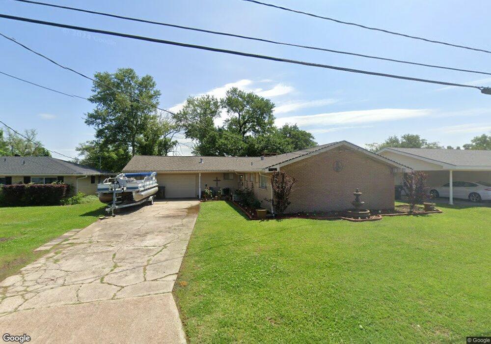 4311 Oaklawn St, Lake Charles, LA 70605 - photo 1
