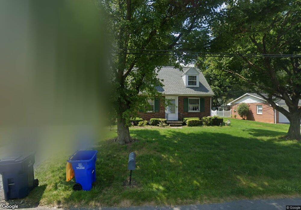 16 Linden St, Leola, PA 17540 - photo 1