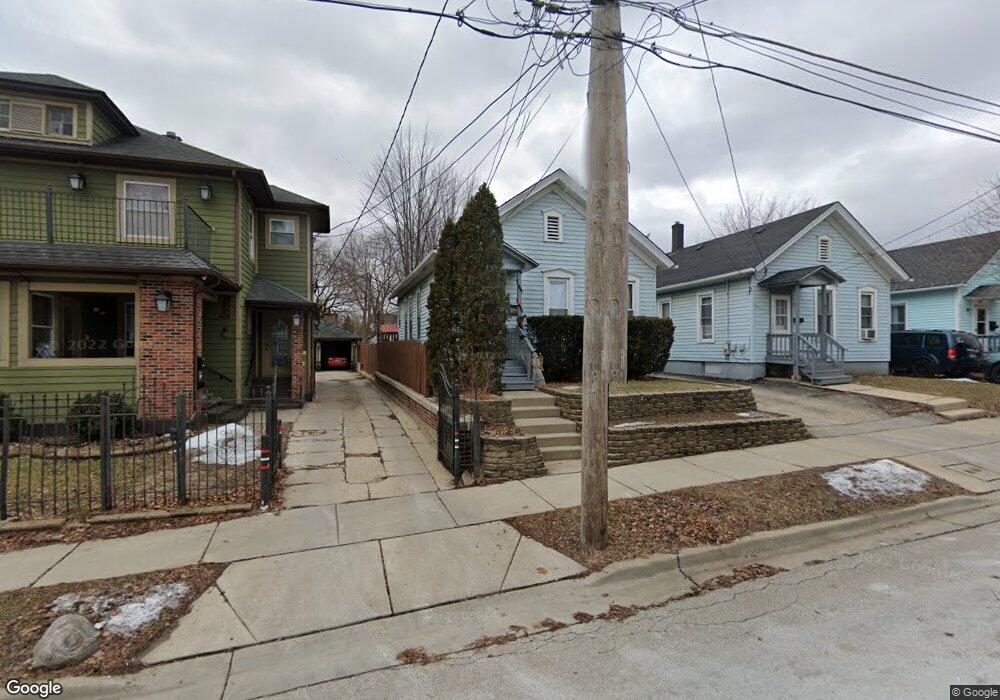 412 Center St unit 14, Elgin, IL 60120 - photo 1