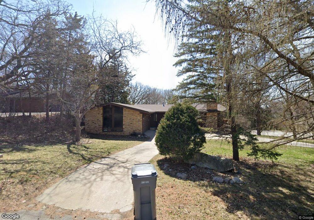 15901 Boulder Creek Dr, Minnetonka, MN 55345 - photo 1