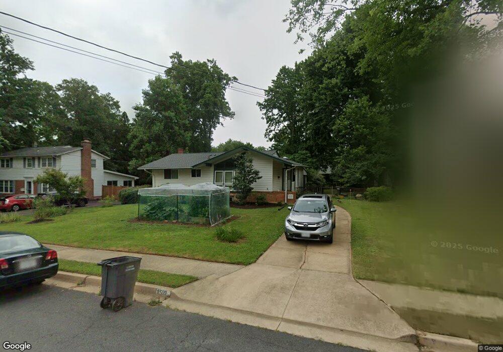 8509 Cottage St, Vienna, VA 22180 - photo 1