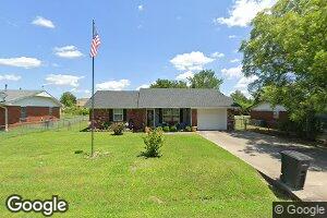 1102 NW 9th St, Stigler, OK 74462