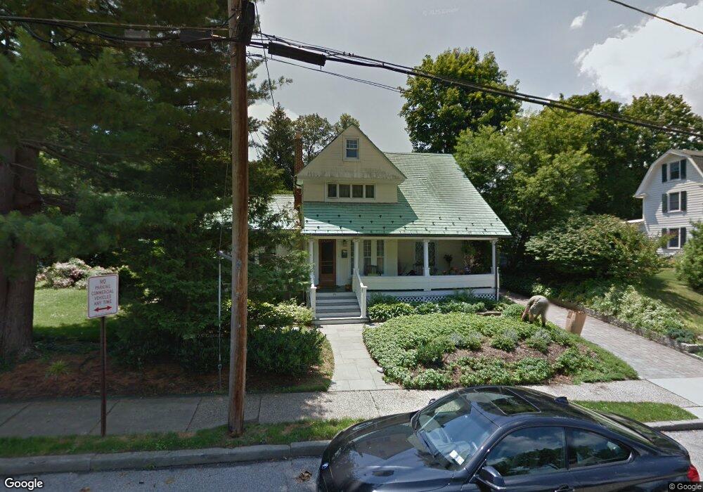 20 5th Ave, Port Washington, NY 11050 - photo 1