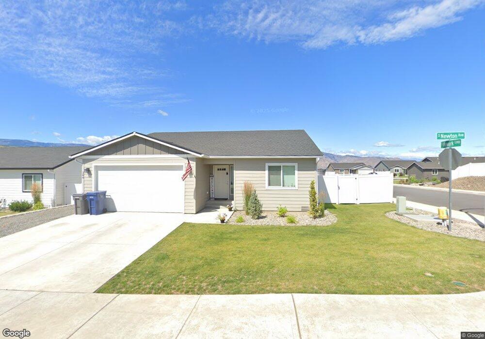 364 S Newton Ave, East Wenatchee, WA 98802 - photo 1