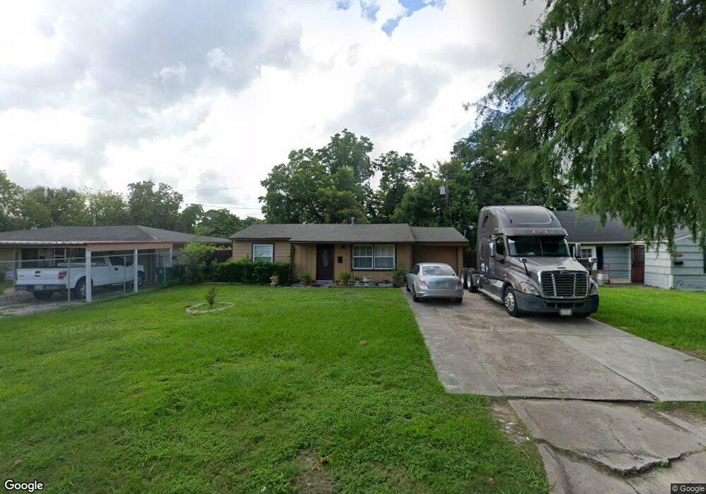 7722 Thurow St, Houston, TX 77087 - photo 1