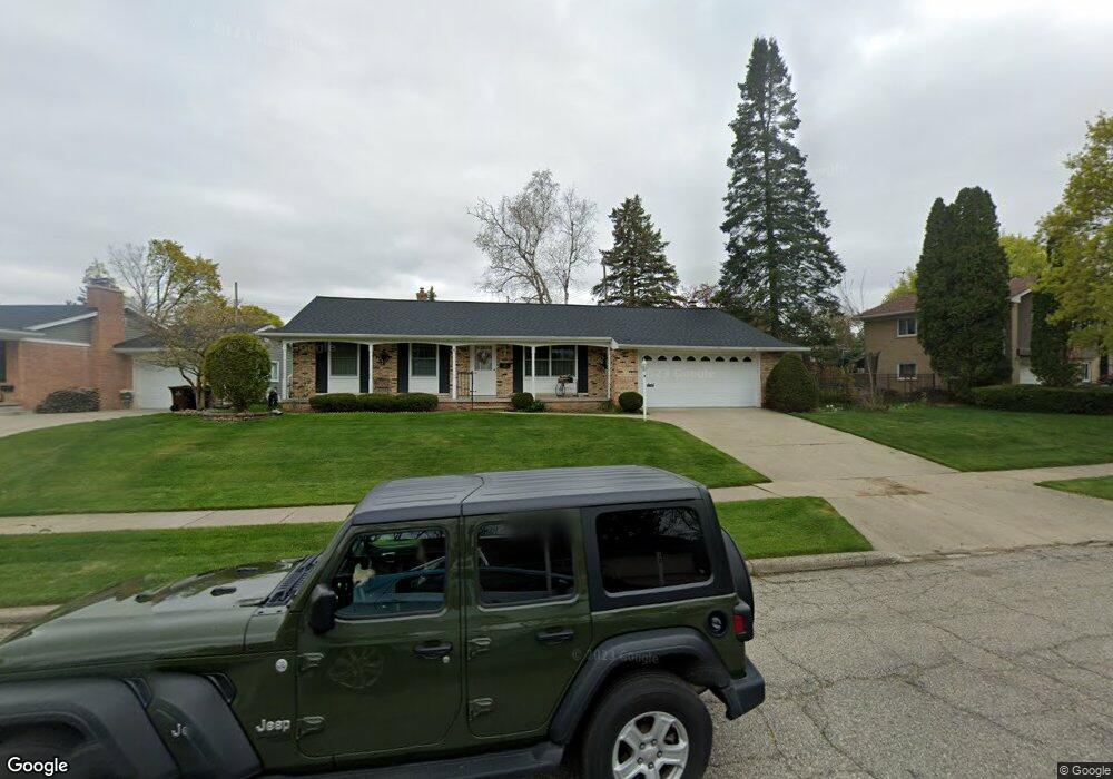 1745 Briarwood Dr, Lansing, MI 48917 - photo 1