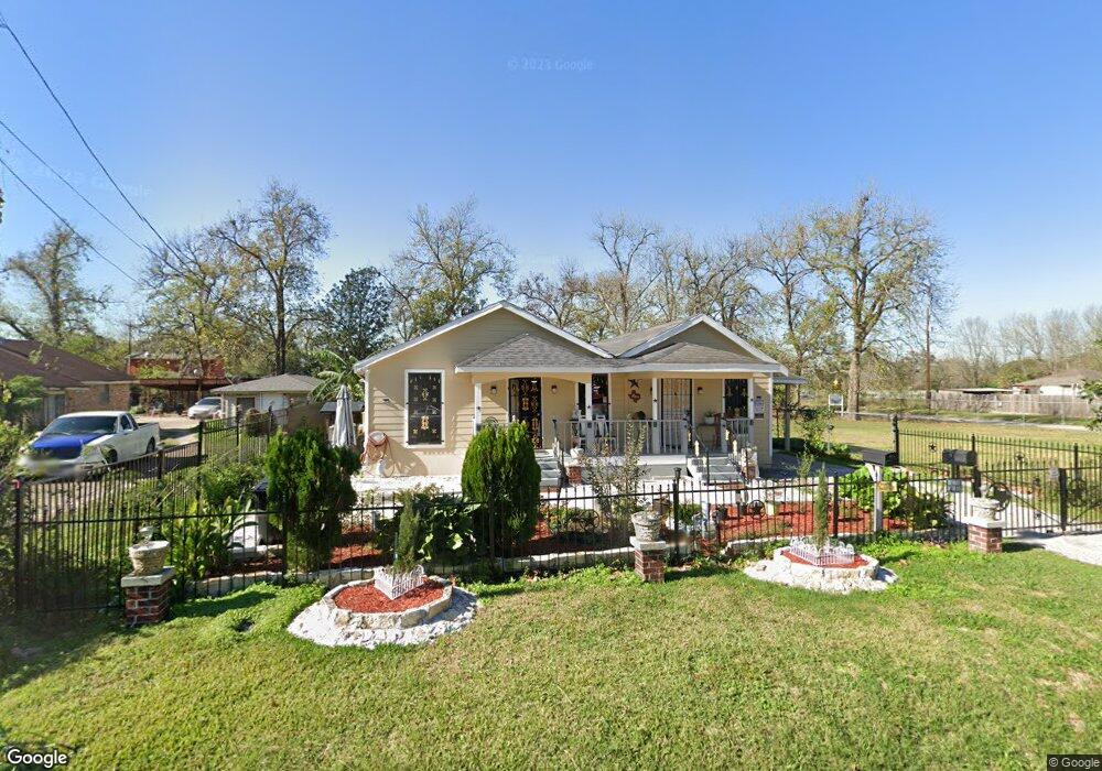 4915 Los Angeles St, Houston, TX 77026 - photo 1