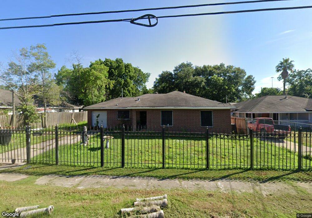 6515 Fairway Dr, Houston, TX 77087 - photo 1