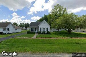 317 W 3rd St, Assumption, IL 62510