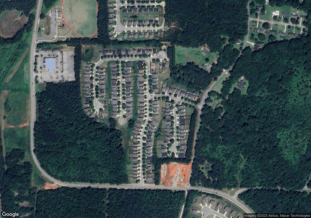 334 Clover Brook Dr, Locust Grove, GA 30248 - photo 1