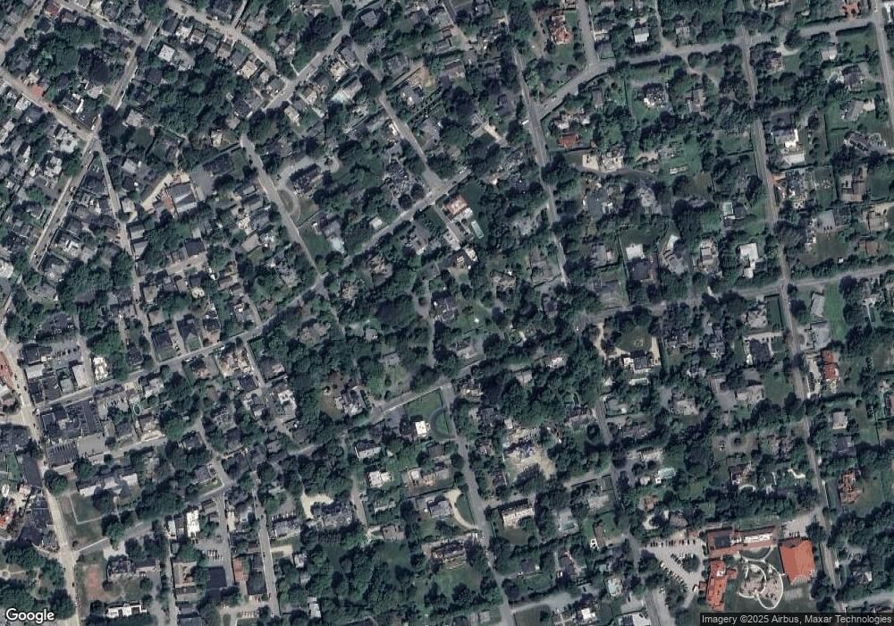 50 Old Beach Rd unit 10, Newport, RI 02840 - photo 1