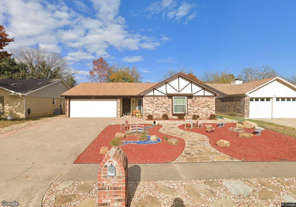 621 Morning Glory Ln, Bedford, TX 76021 - photo 1