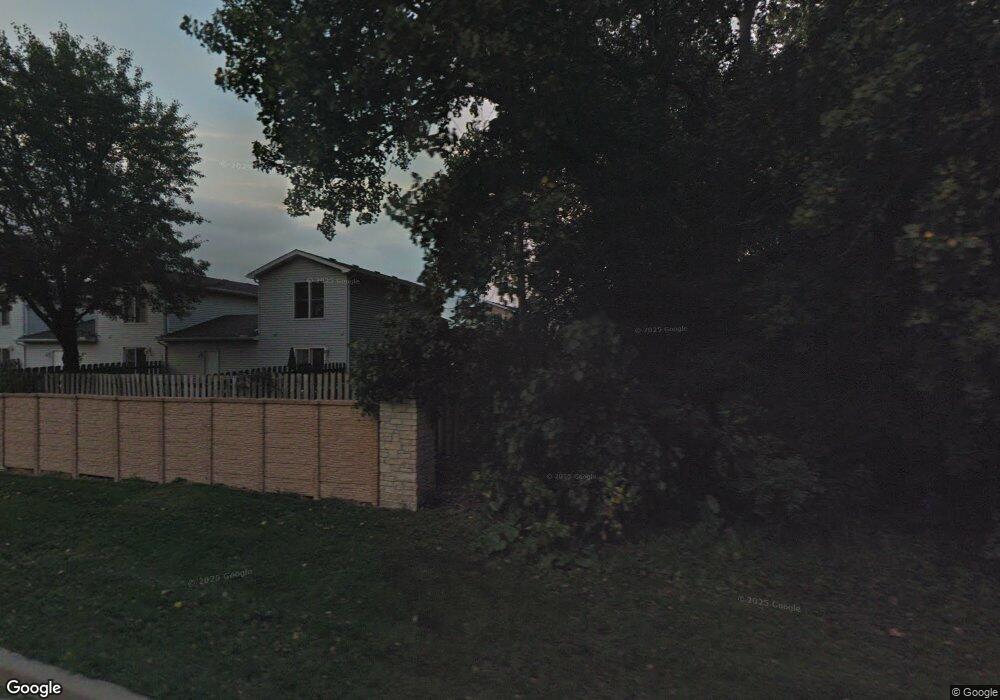 917 Windsor Ln, Dyer, IN 46311 - photo 1