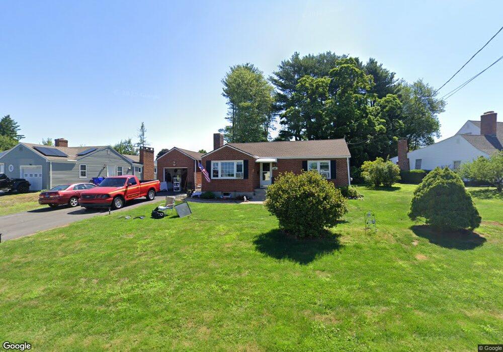 104 Two Stone Dr, Wethersfield, CT 06109 - photo 1