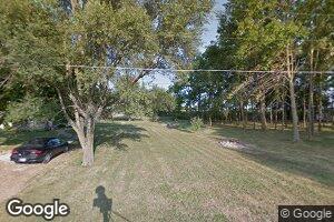 522 E A St, Fowlerton, IN 46930