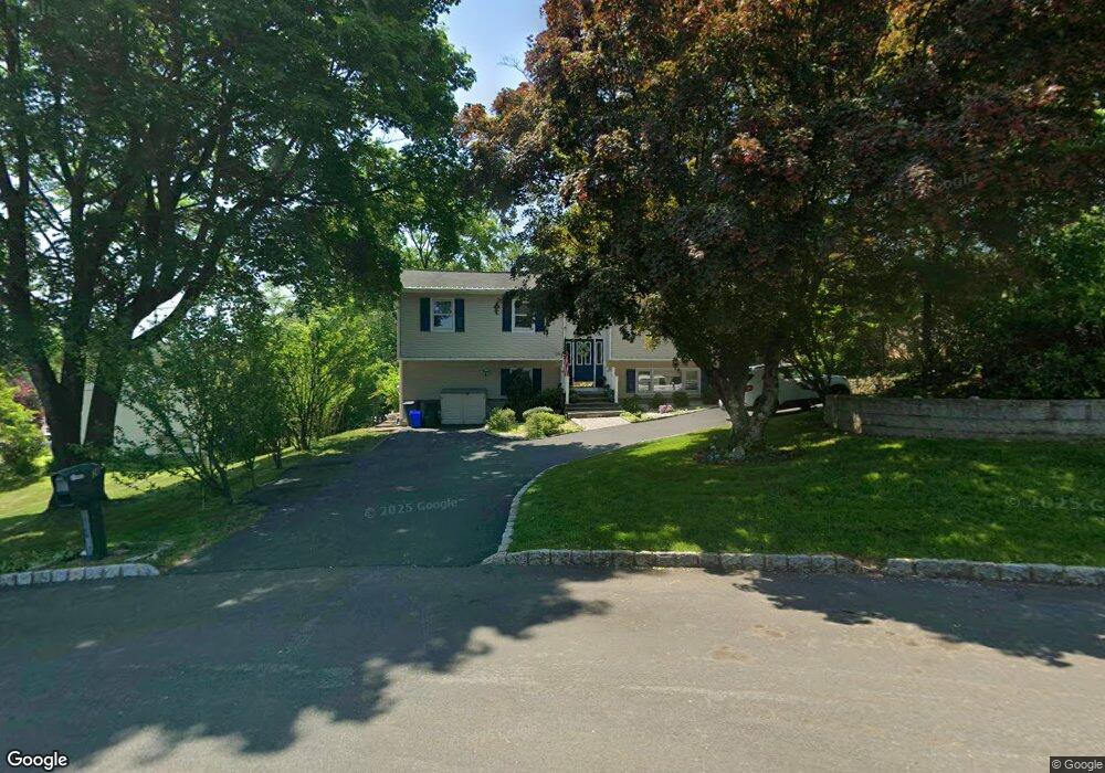 28 Roman Acres Dr, Garnerville, NY 10923 - photo 1