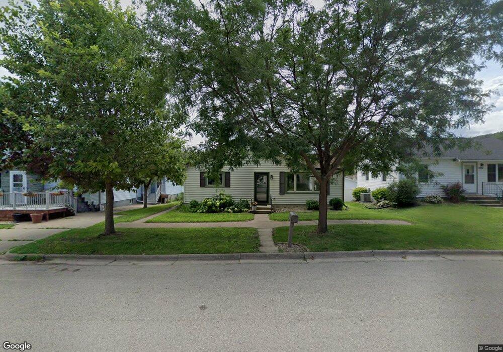 525 N 2nd St, La Crescent, MN 55947 - photo 1