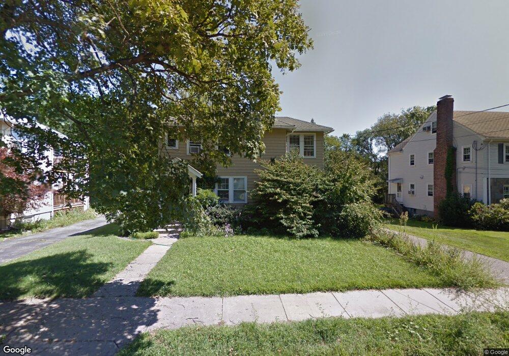 60 Cloverdale Rd unit 1, Newton Highlands, MA 02461 - photo 1