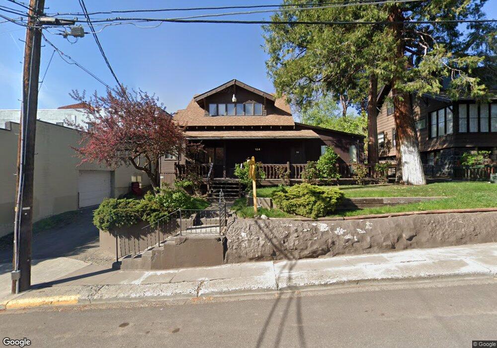 134 N 3rd St, Klamath Falls, OR 97601 - photo 1