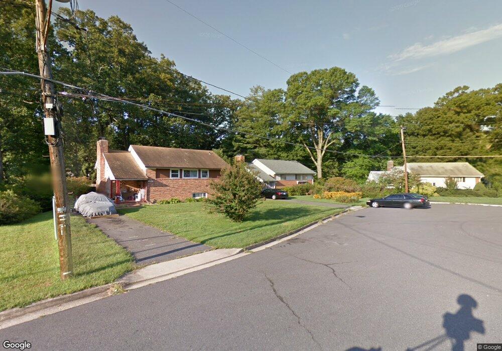 10913 Maple St, Fairfax, VA 22030 - photo 1