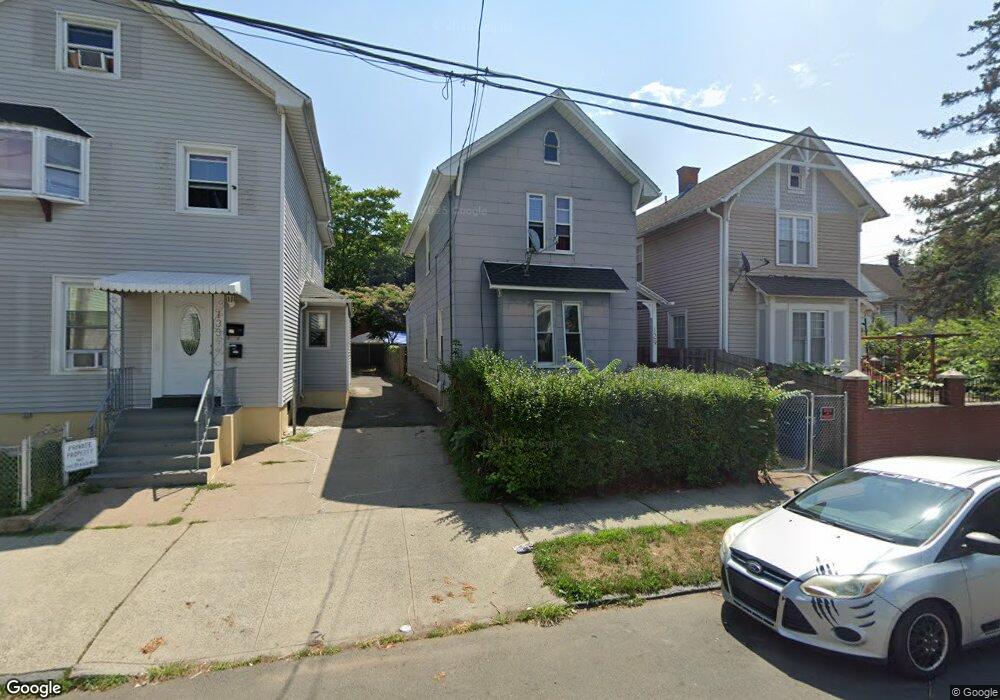 129 Poplar St unit 1, New Haven, CT 06513 - photo 1