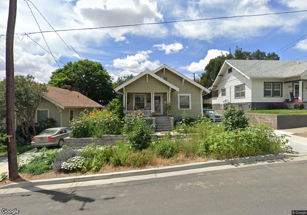 213 NW 9th St, Pendleton, OR 97801 - photo 1