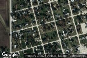 220 N Walnut St, Windsor, IL 61957