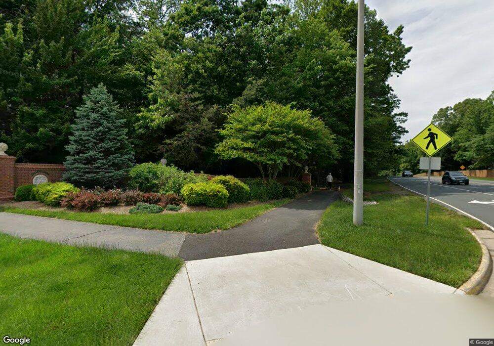 9351 Silvercreek Ct, Fairfax Station, VA 22039 - photo 1