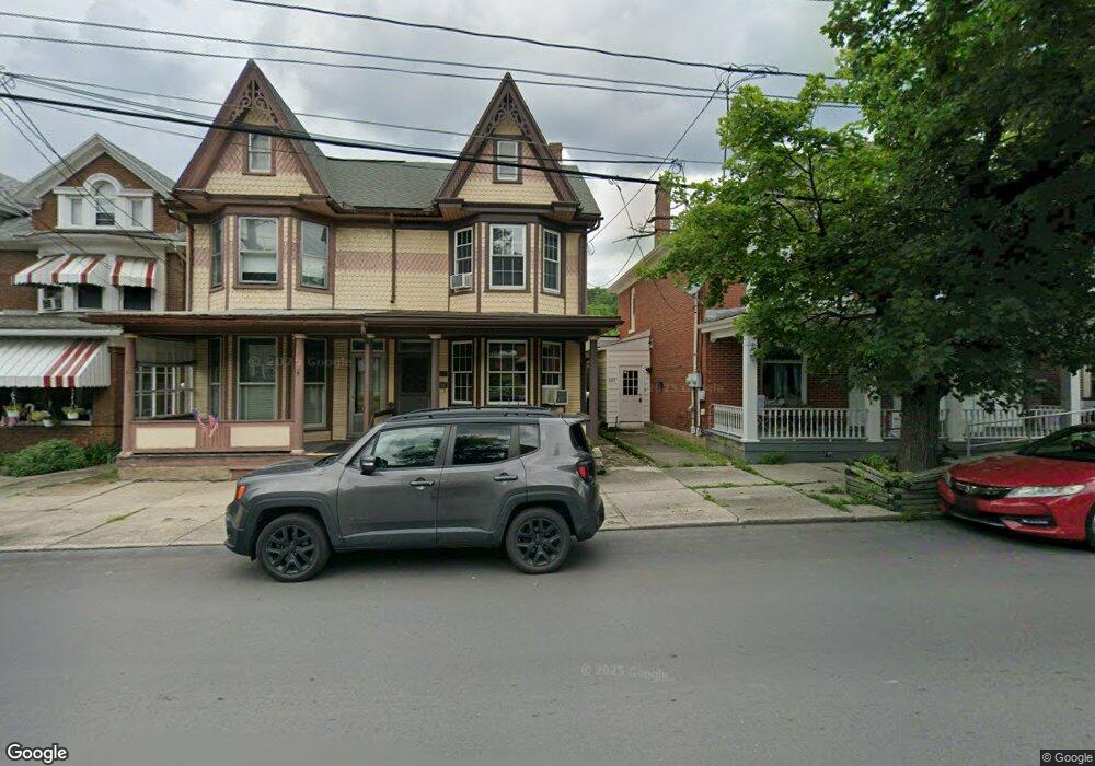 515 E Broad St, Tamaqua, PA 18252 - photo 1