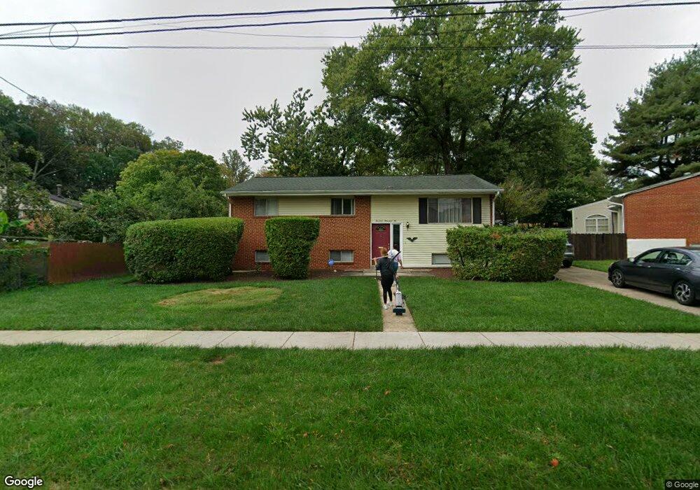 14002 Oakvale St, Rockville, MD 20853 - photo 1