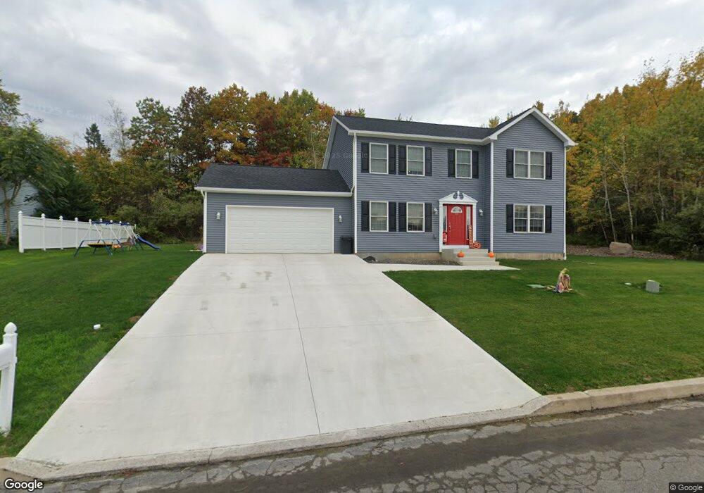 711 Elm Close, Olyphant, PA 18447 - photo 1