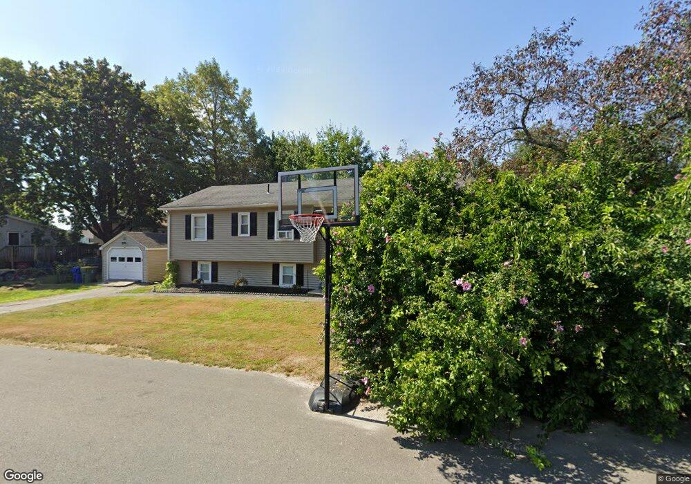 17 Madera Dr, Waterbury, CT 06704 - photo 1