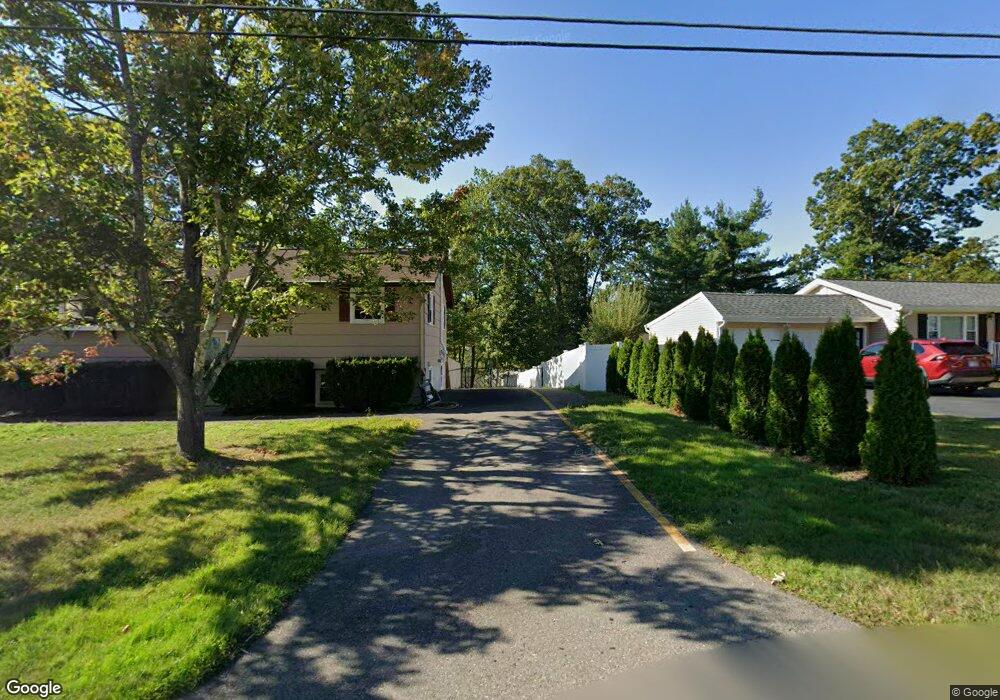 5 Shetland Rd, Nashua, NH 03062 - photo 1