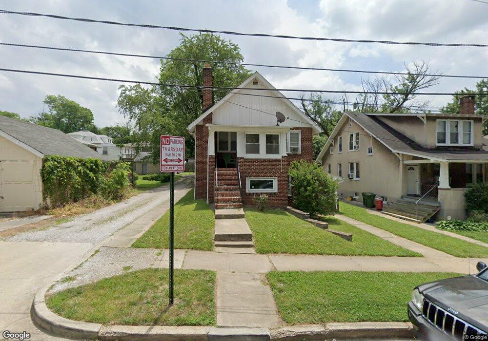 4401 Rokeby Rd, Baltimore, MD 21229 - photo 1