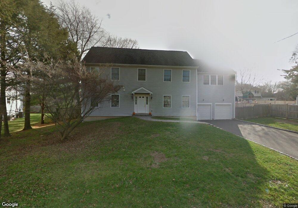 4 Dexter Rd, Westport, CT 06880 - photo 1