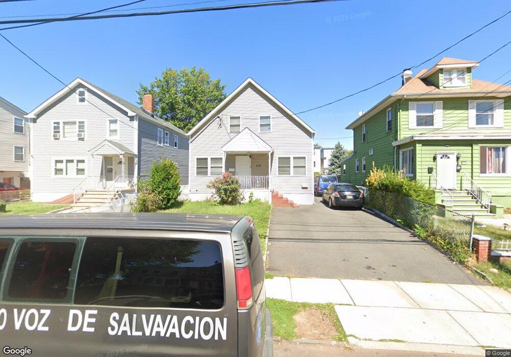 921 Grove St unit 923, Elizabeth, NJ 07202 - photo 1