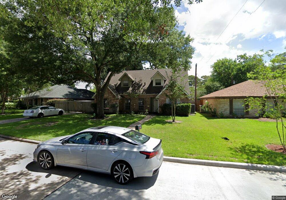7214 Bayou Forest Dr, Houston, TX 77088 - photo 1