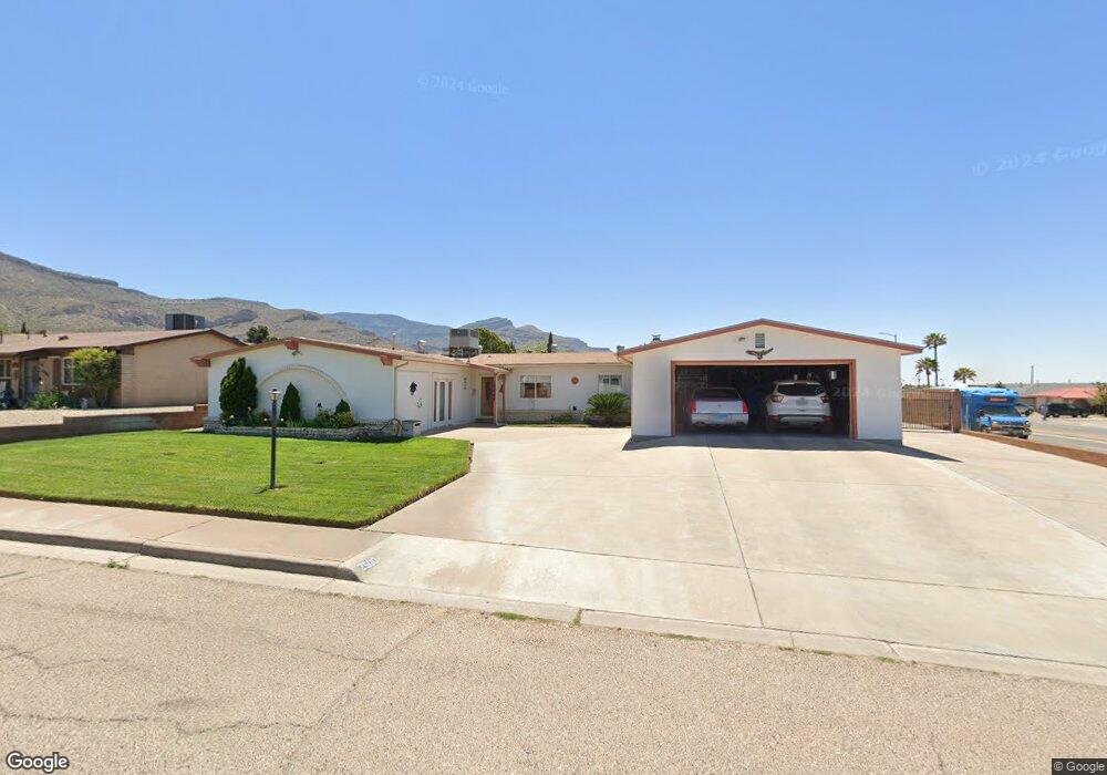 2500 Eastmont Ct, Alamogordo, NM 88310 - photo 1