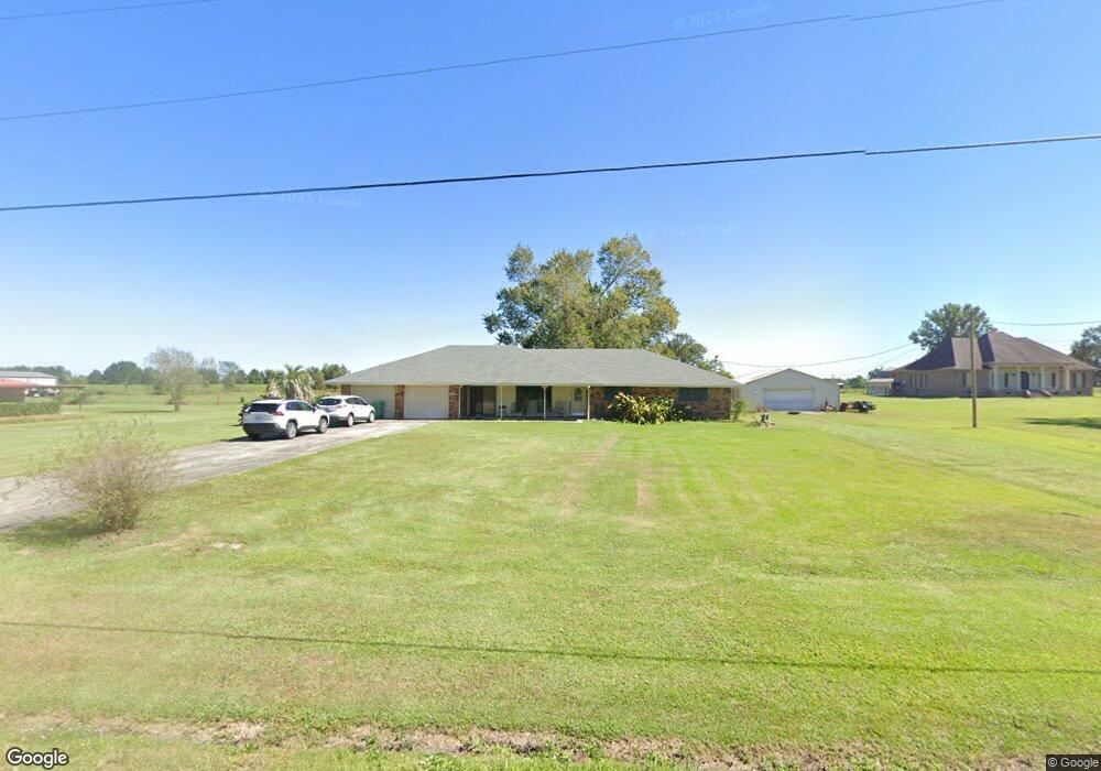 373 Hodson Ln, Raceland, LA 70394 - photo 1